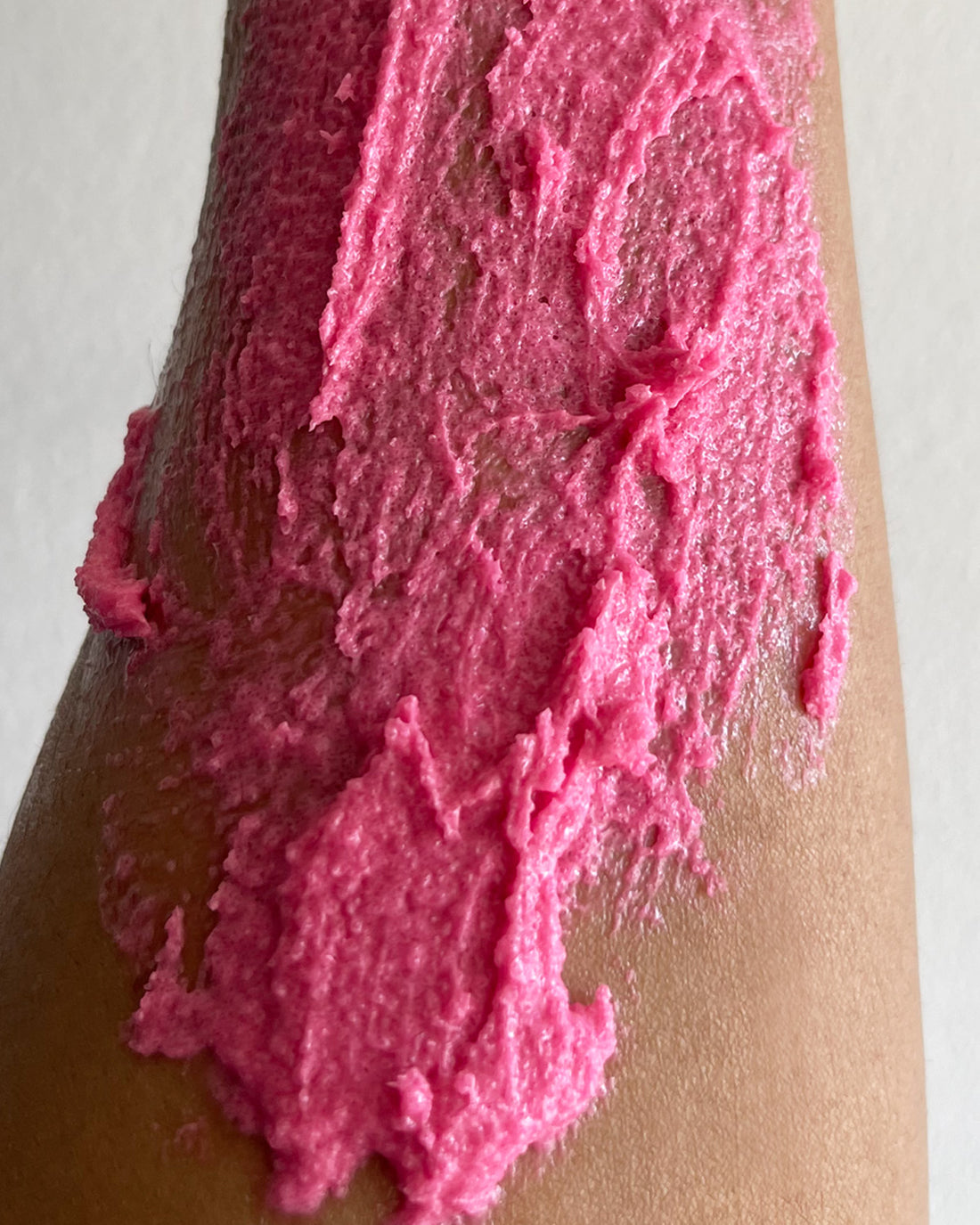 berry berry exfoliating body scrub